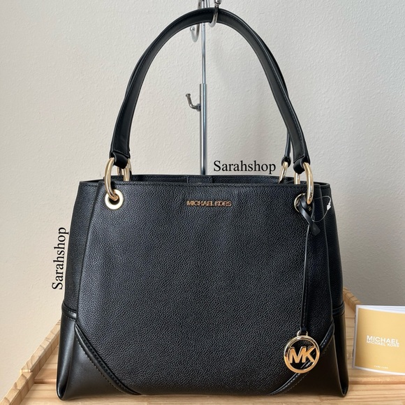🌼Michael Kors Purse Set - Picture 14 of 16